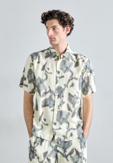 Рубашка с коротким рукавом