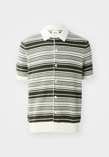 Рубашка с коротким рукавом