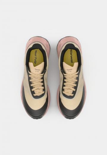 Беговые кроссовки