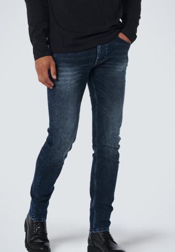 Узкие джинсы