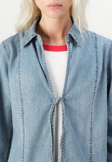 Джинсовая блузка