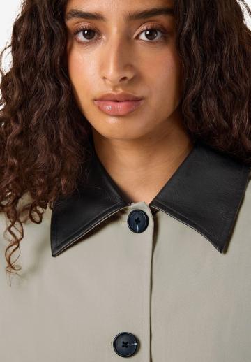 Шерстяное пальто