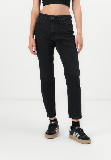 Свободные джинсы