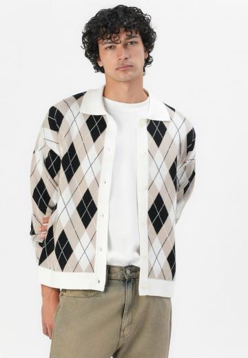 Вязаная кофта