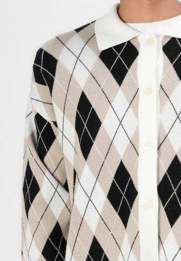 Вязаная кофта