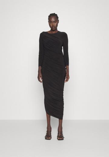 Коктейльное платье