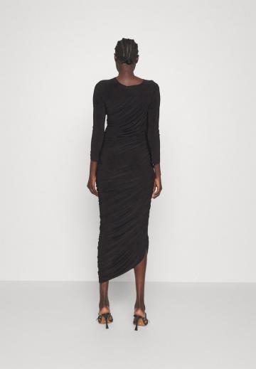 Коктейльное платье