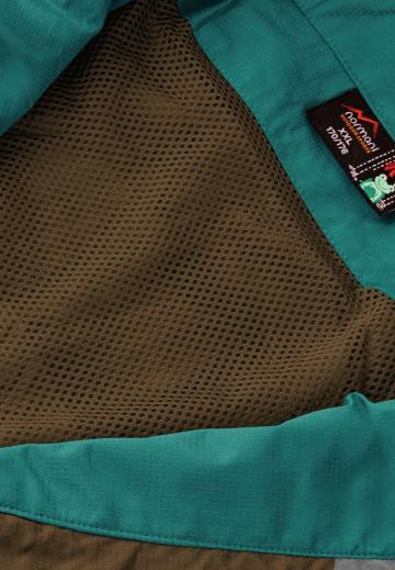 Спортивная куртка