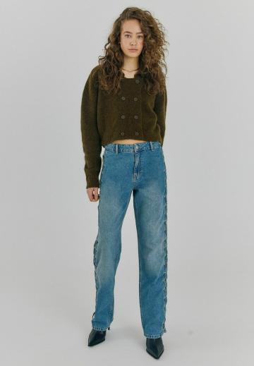 Прямые джинсы