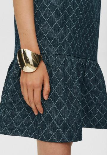 Короткое платье