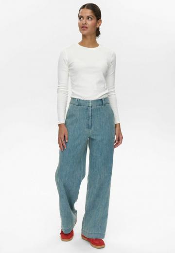 Свободные джинсы