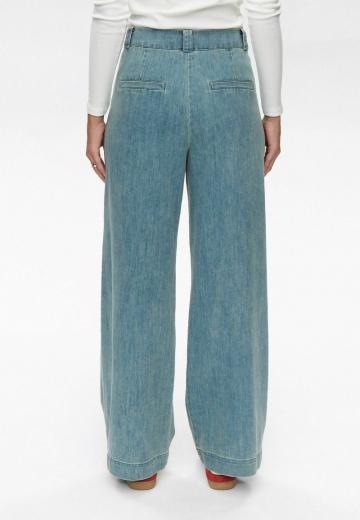 Свободные джинсы