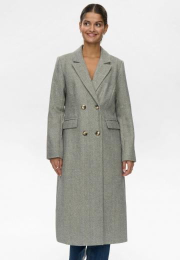 Шерстяное пальто