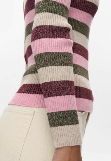 Пуловер с воротником поло