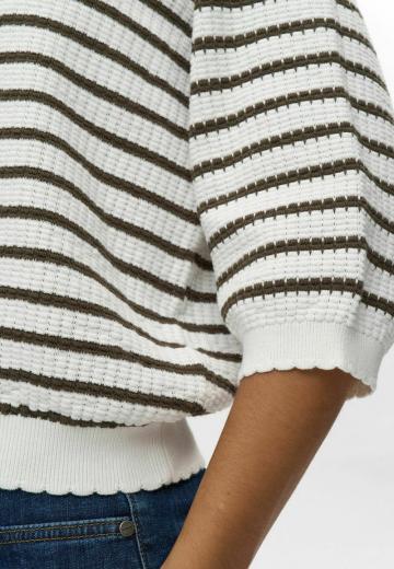 Пуловер с рукавом три четверти