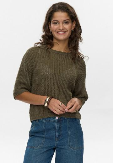 Пуловер с рукавом три четверти