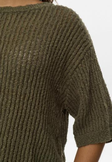 Пуловер с рукавом три четверти