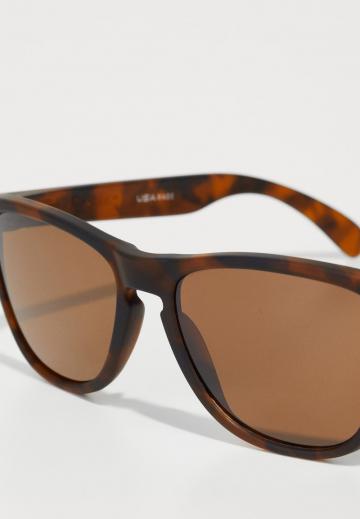 Солнечные очки