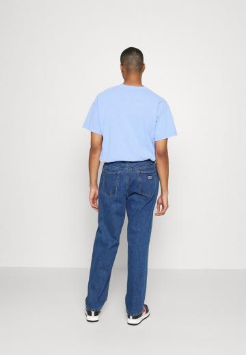 Свободные джинсы