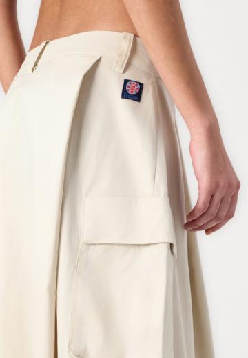 Юбка с накладными карманами
