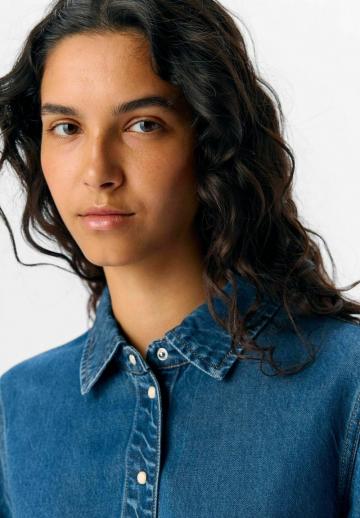 Джинсовая блузка