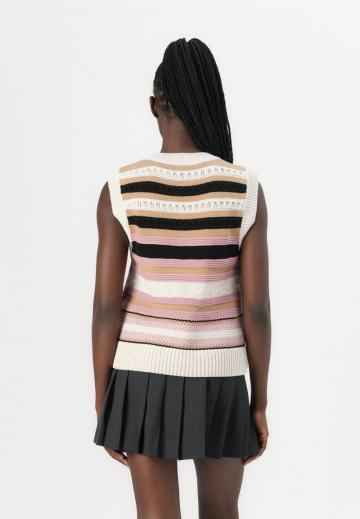 Пуловер без рукавов