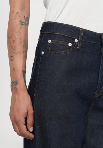 Джинсы бойфренда