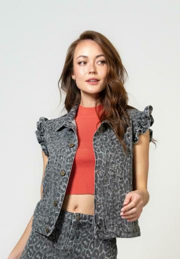 Джинсовая жилетка