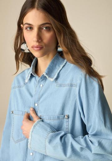 Джинсовая блузка