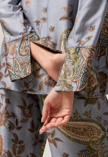 Атласная блузка