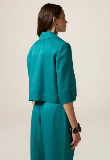 Короткий блейзер