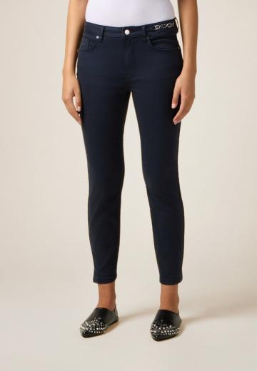 Узкие брюки