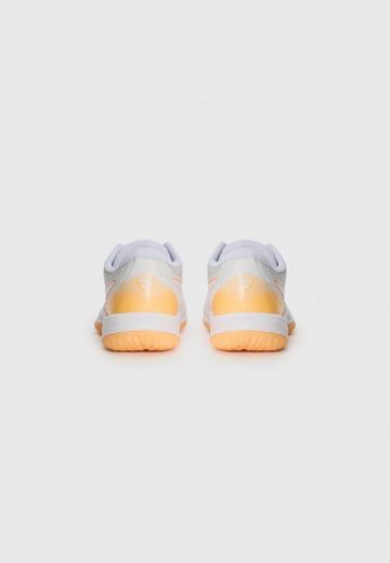 Кроссовки для зала