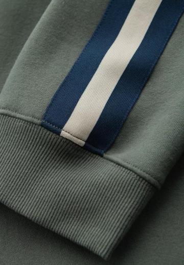 Спортивные штаны