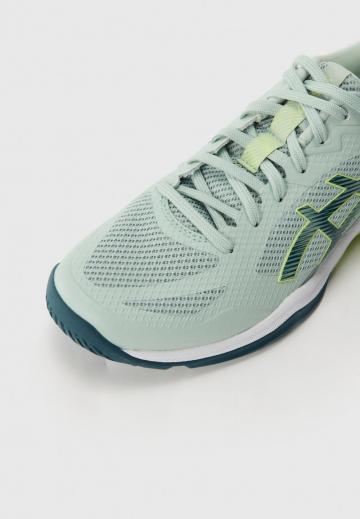 Кроссовки для зала