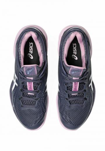 Теннисные кроссовки