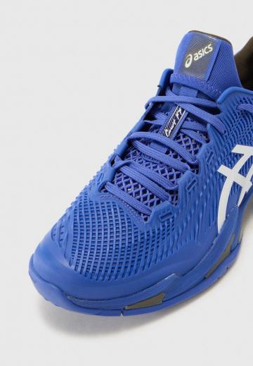 Теннисные кроссовки