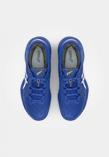 Теннисные кроссовки