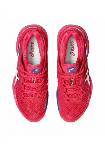 Теннисные кроссовки