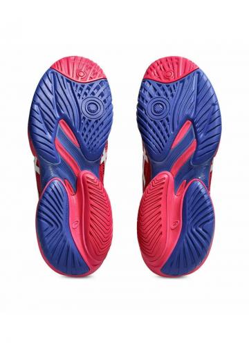 Теннисные кроссовки