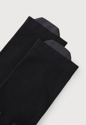 Спортивные носки