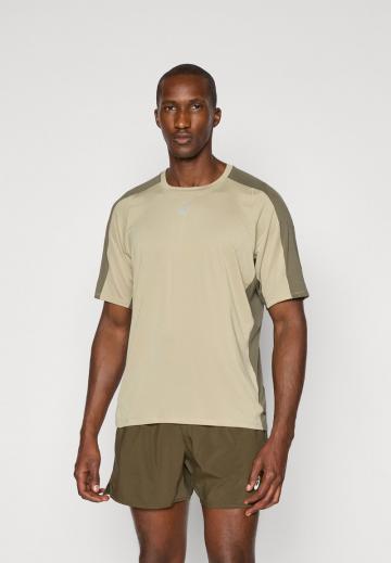 Спортивная майка