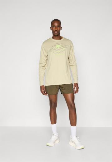 Спортивная майка