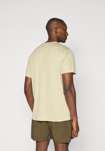 Спортивная майка