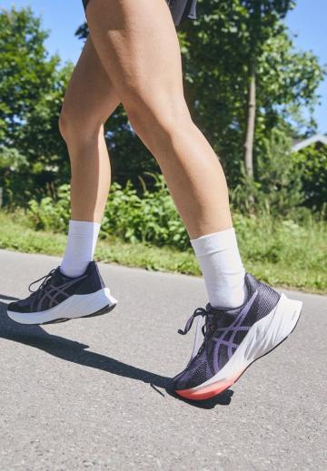 Беговые кроссовки