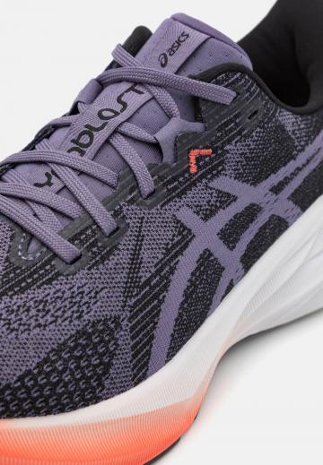 Беговые кроссовки