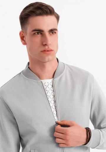 Куртка бомбер