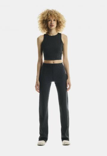 Спортивный топ