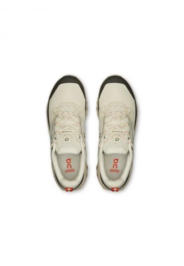 Походные кроссовки