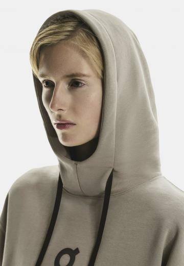 Пуловер с капюшоном